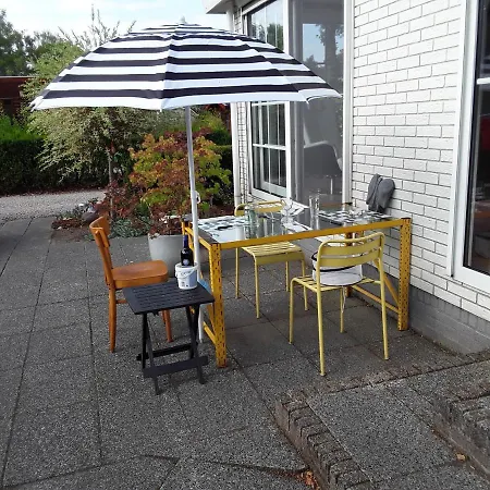Apartment Lente !! Nu Vrij!! Comfortabel Vrijstaand Chalet Voor 2 Personen Bij Uitgestrekte Bossen *