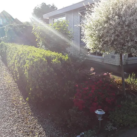 Apartment Lente !! Nu Vrij!! Comfortabel Vrijstaand Chalet Voor 2 Personen Bij Uitgestrekte Bossen *