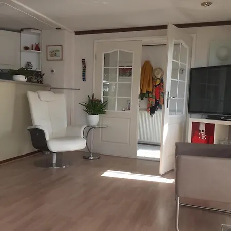 Apartment Lente !! Nu Vrij!! Comfortabel Vrijstaand Chalet Voor 2 Personen Bij Uitgestrekte Bossen Putten